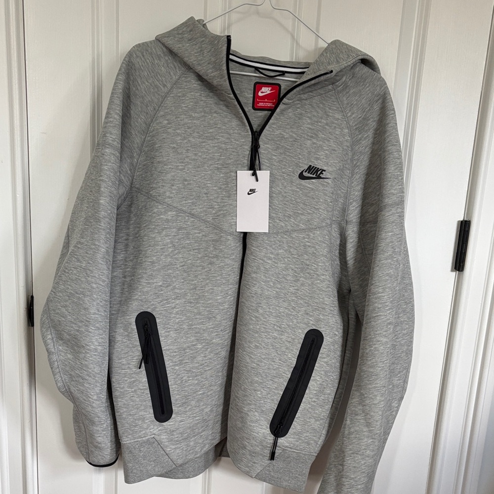 Nwt Nike Gray Hooded Zip Jacket with Black Trim
